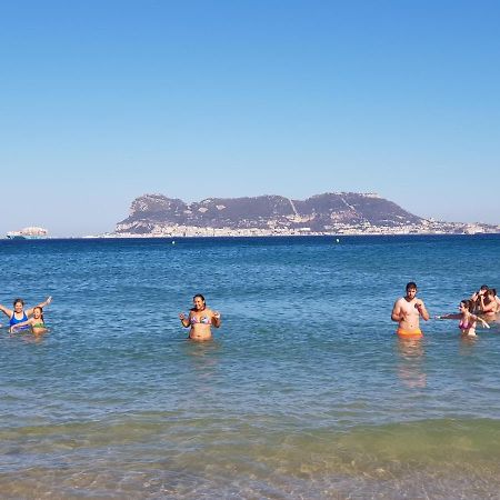 דירות אלגסירס Estudio A Pie De Playa Con Bano Y Cocina Privados מראה חיצוני תמונה